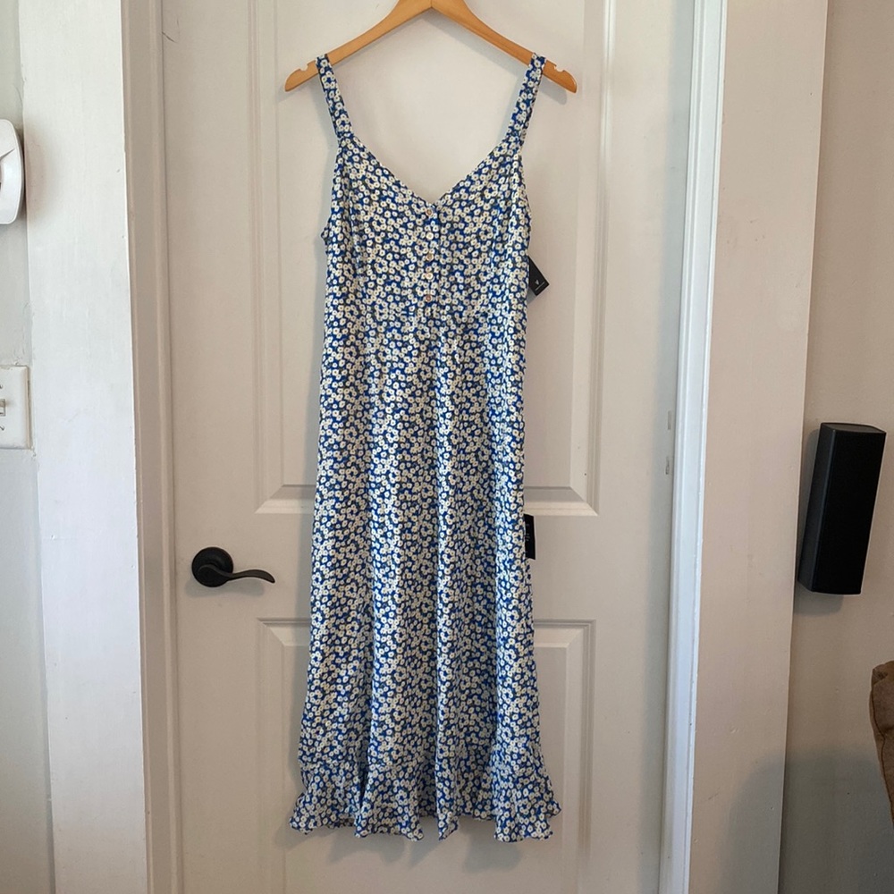 Lulu’s Floral Midi Dress